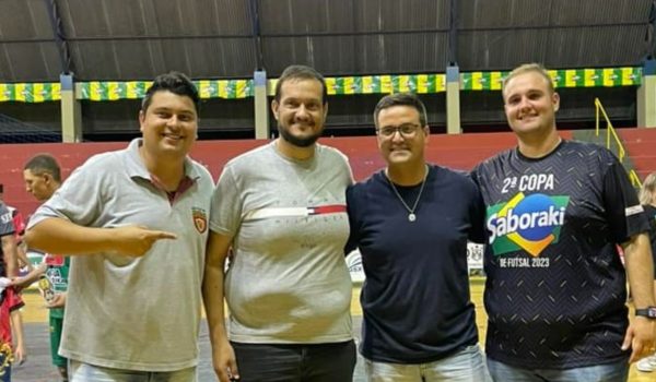 Hilton Marques com os organizadores do Campeonato - Vereador Hilton Marques