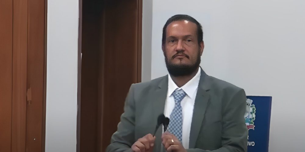 Hilton Marques é contra venda de terremos sem destinação de recursos arrecadados para pagar dívidas - Vereador Hilton Marques